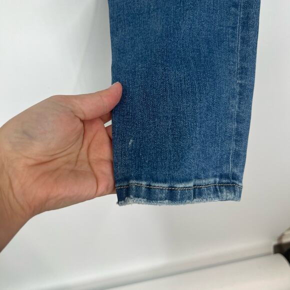 KanCan Mid-Rise Leopard Patch Skinny Jeans - Picture 7 of 8